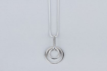 Double Circles Pendant – Teresa Samson